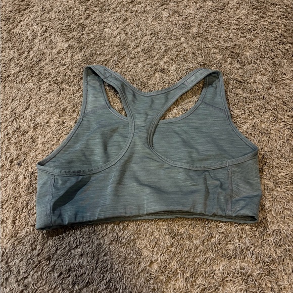 Women’s Heather Grey Nike Dri-Fit Active Sports Bra Size Medium - Picture 4 of 6